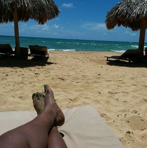 Meet your Posher, Joy